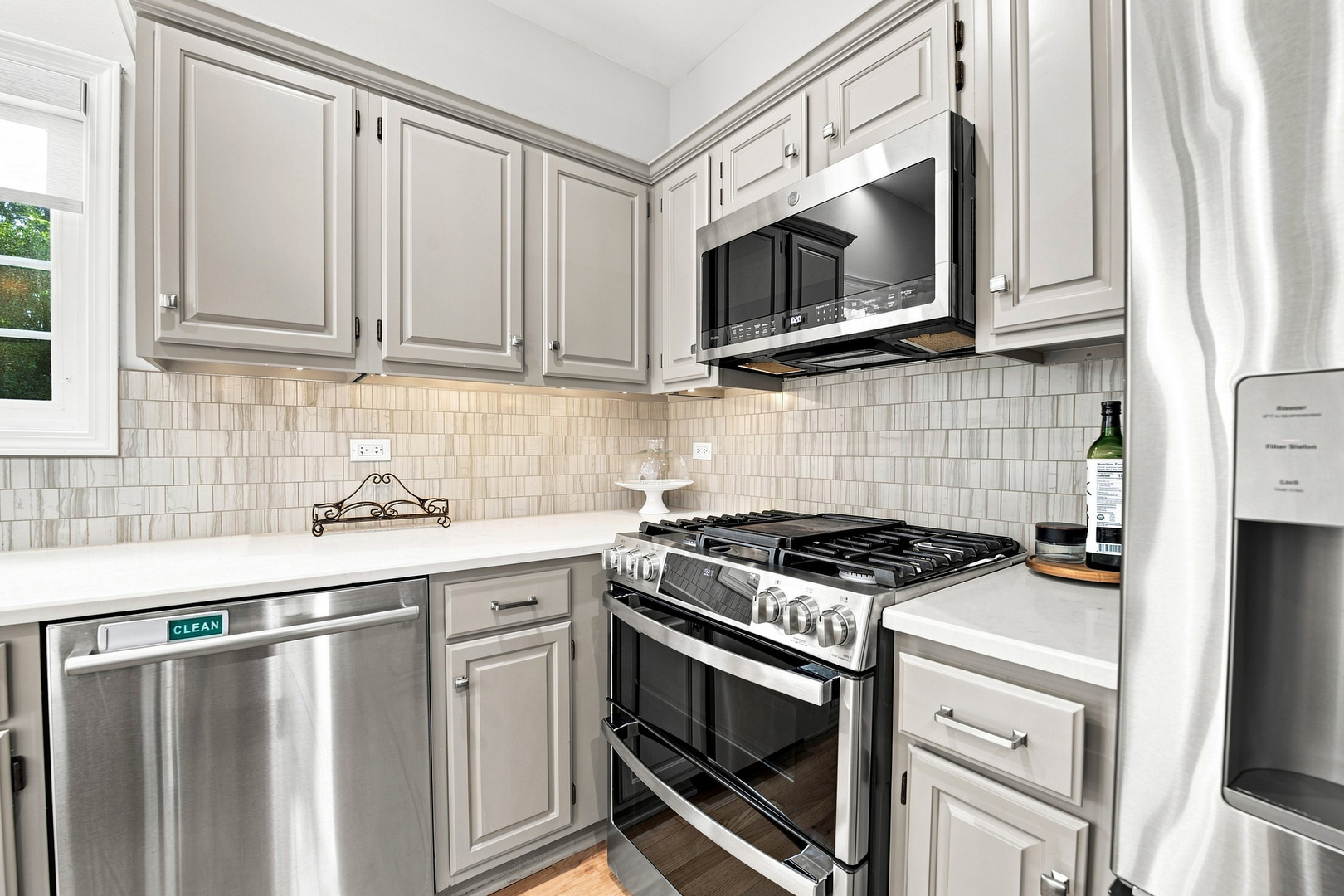 4527 Hatch Lane Property Photo 14