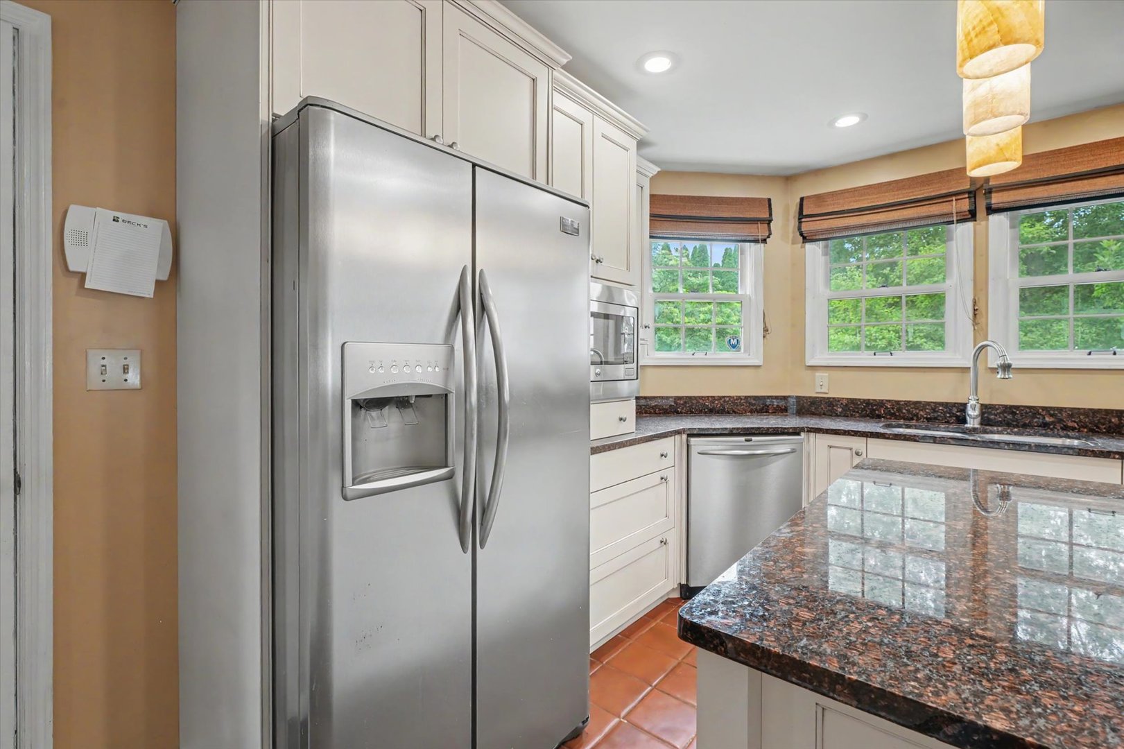 702 Cambridge Drive Property Photo 21