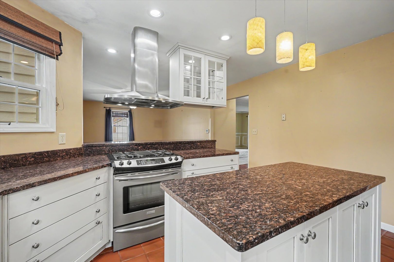 702 Cambridge Drive Property Photo 23