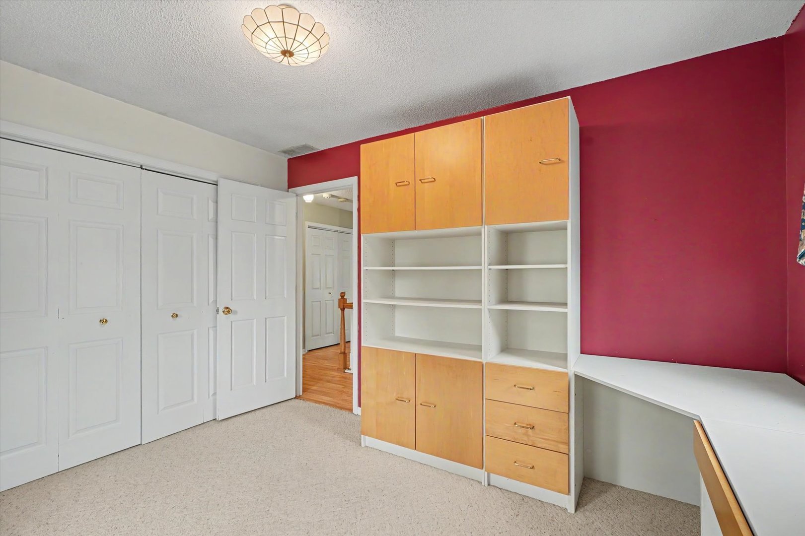 702 Cambridge Drive Property Photo 26