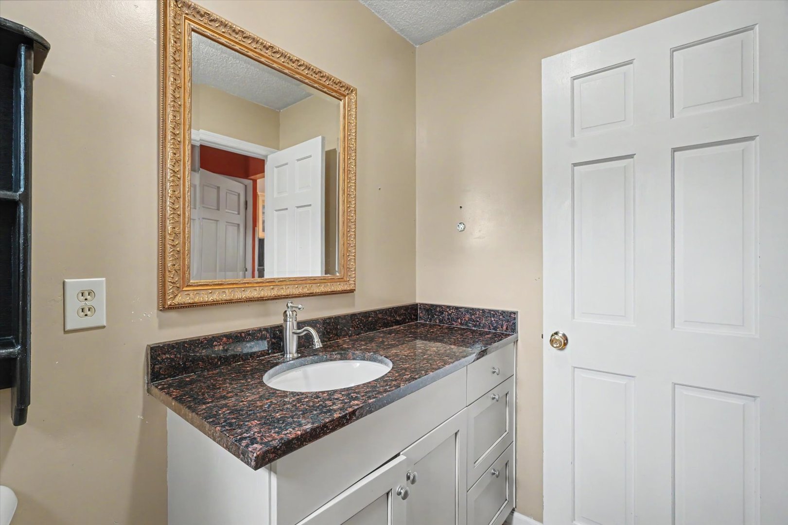 702 Cambridge Drive Property Photo 35
