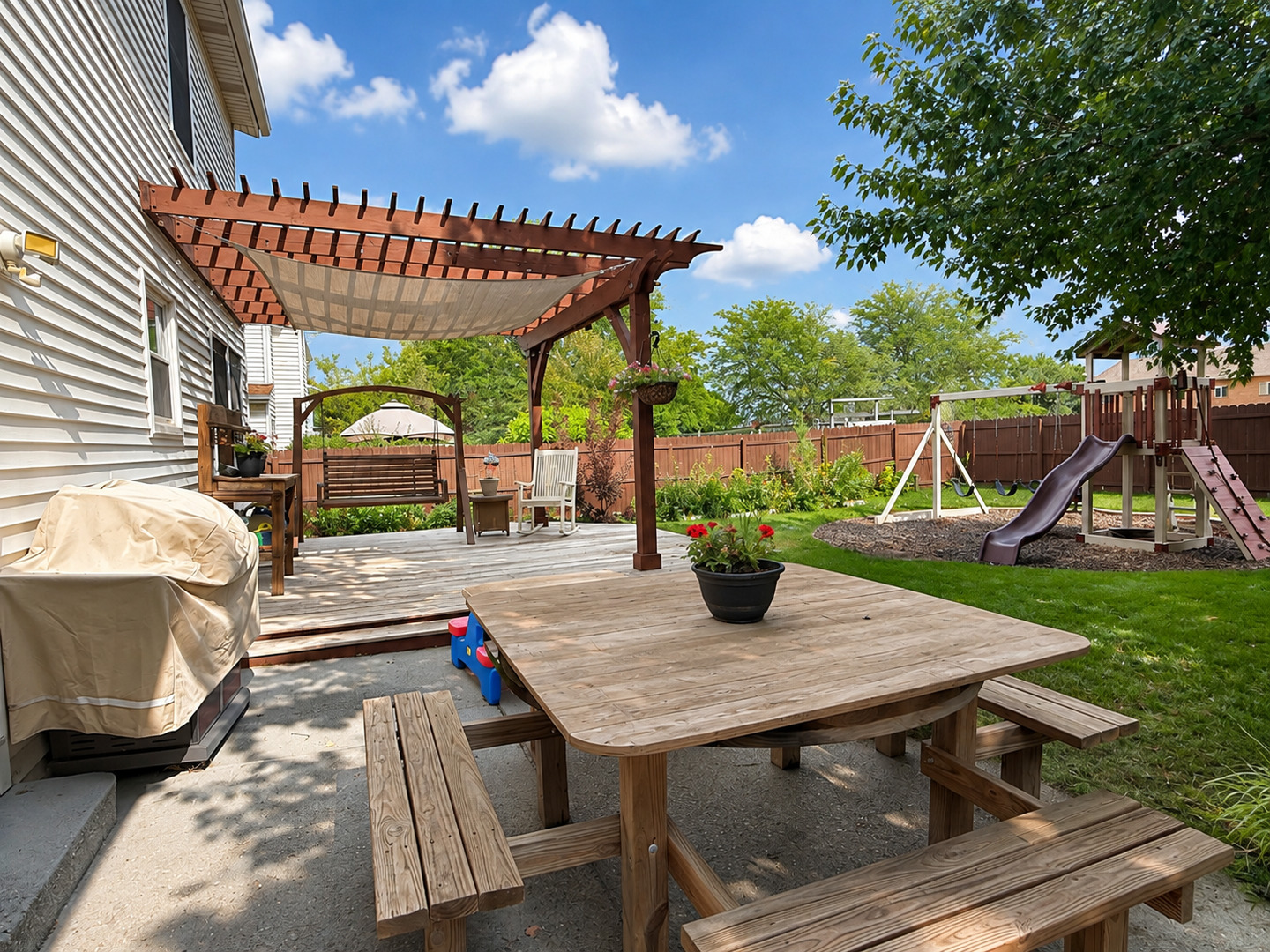 2709 Brighton Lane Property Photo 40