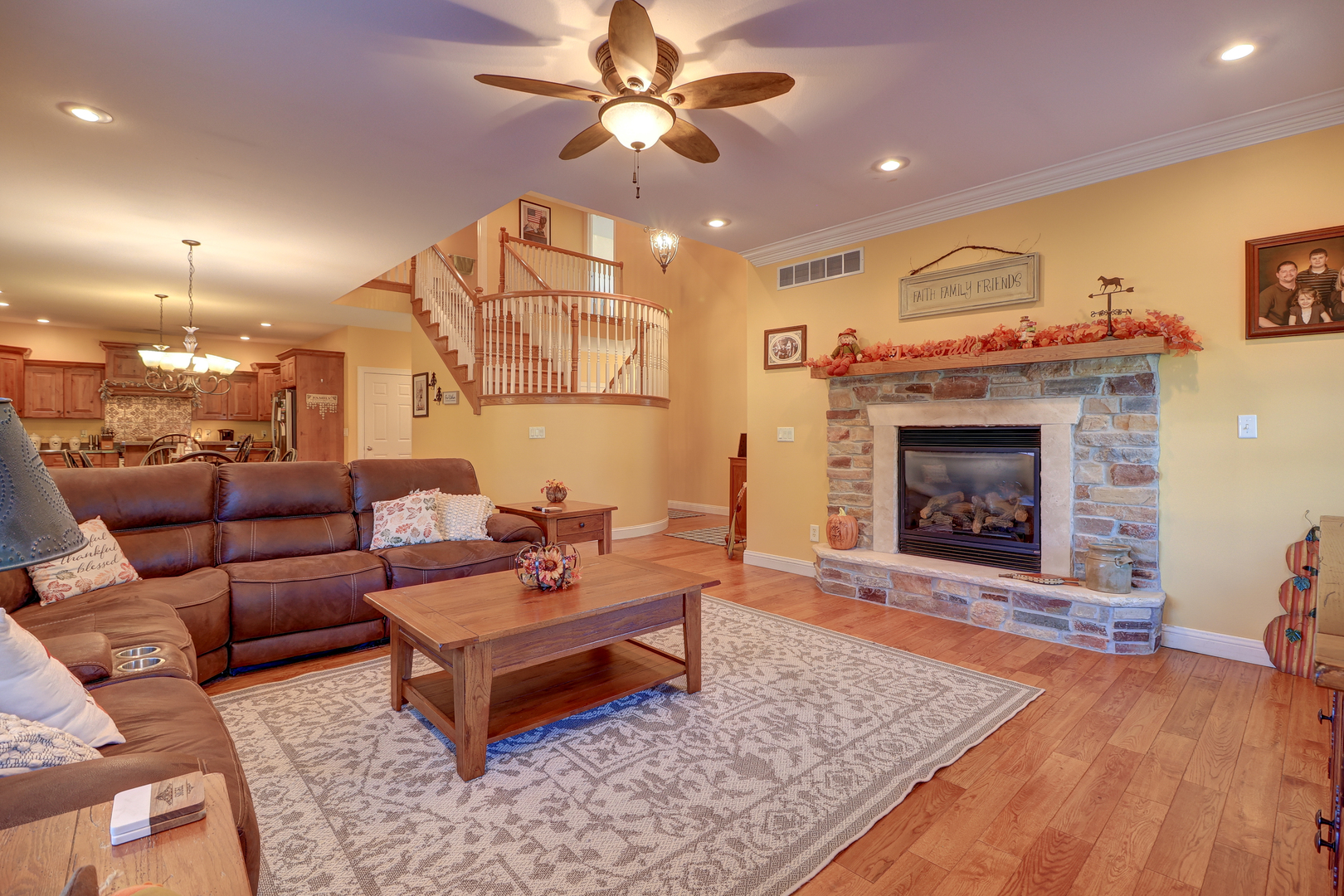 10301 Laurel Lane Property Photo 8
