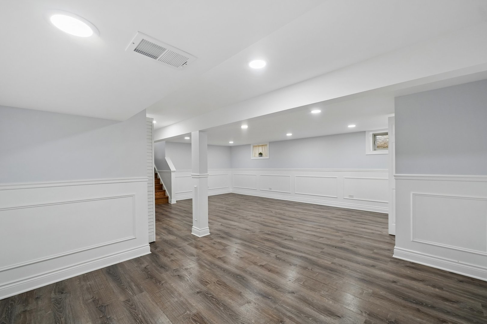 5601 S Sayre Avenue Property Photo 21