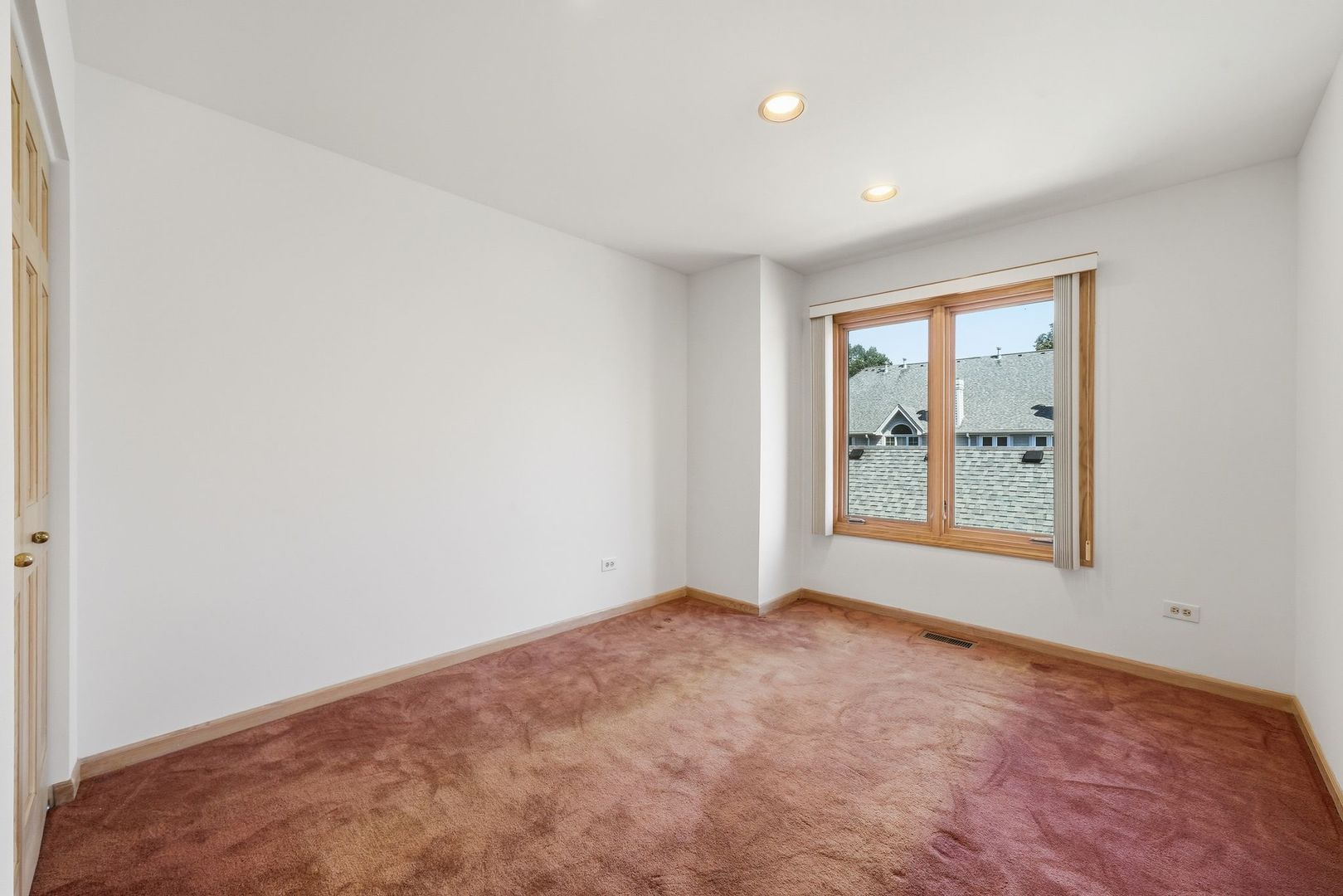 4262 W Thorndale Avenue Property Photo 25