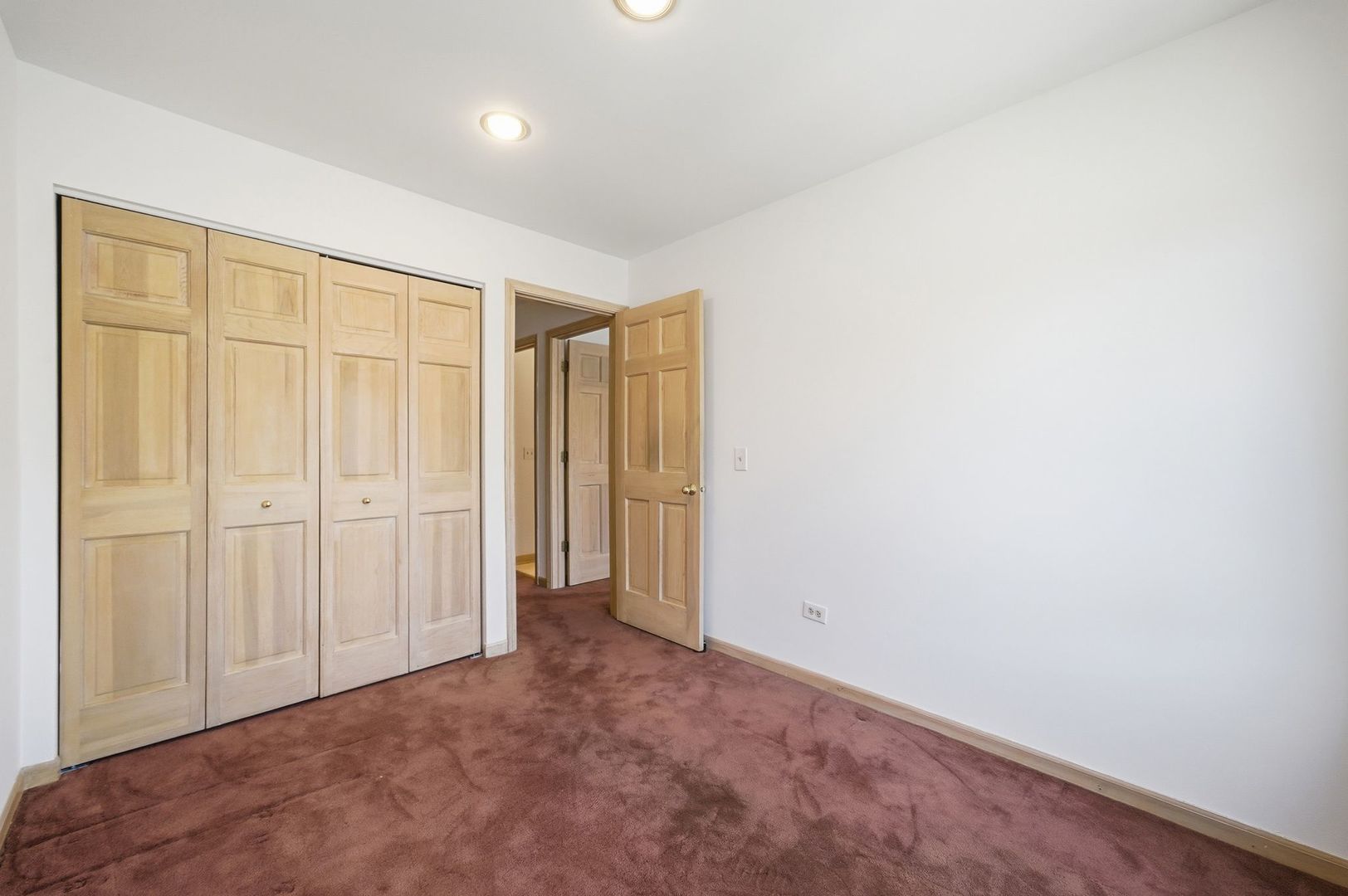 4262 W Thorndale Avenue Property Photo 28