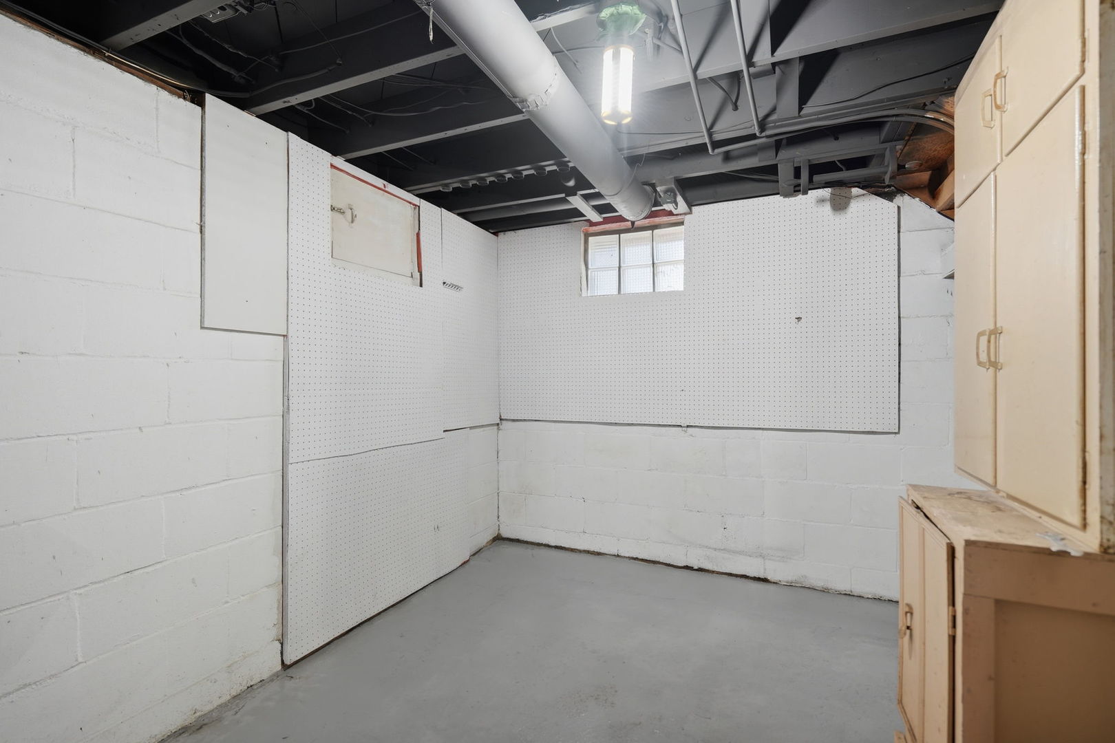 2055 36th Street Property Photo 17