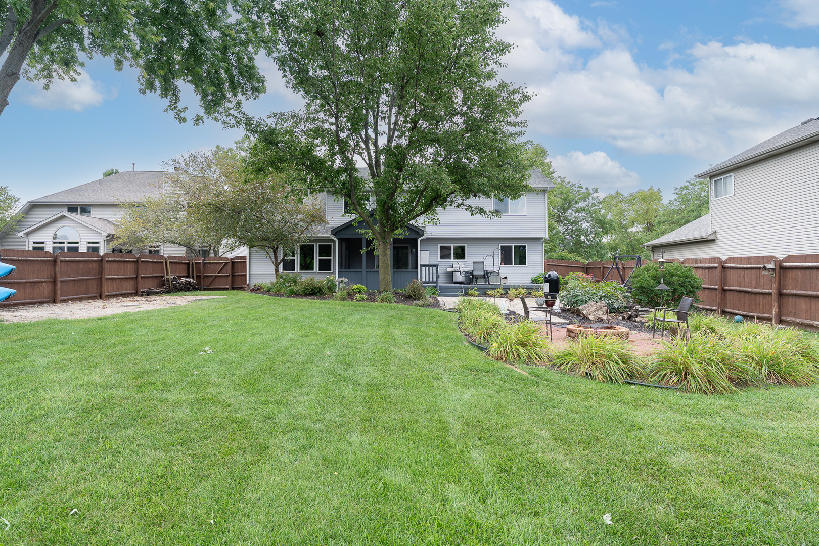 24826 Jensen Street Property Photo 12