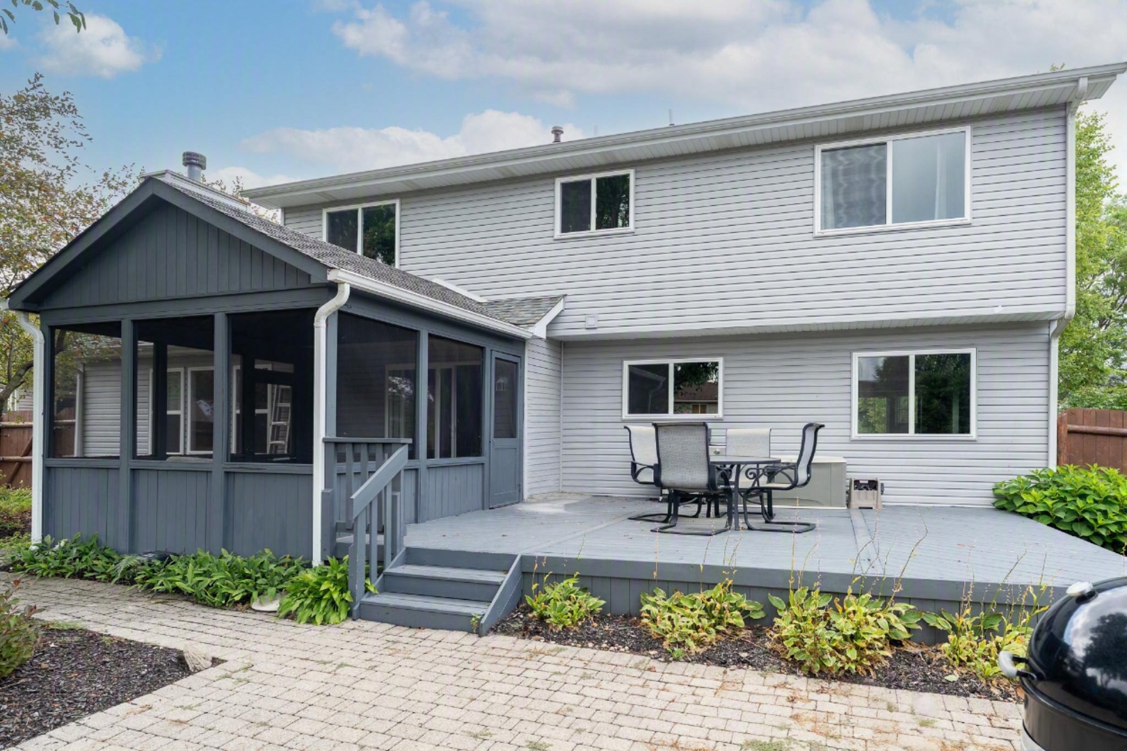 24826 Jensen Street Property Photo 14
