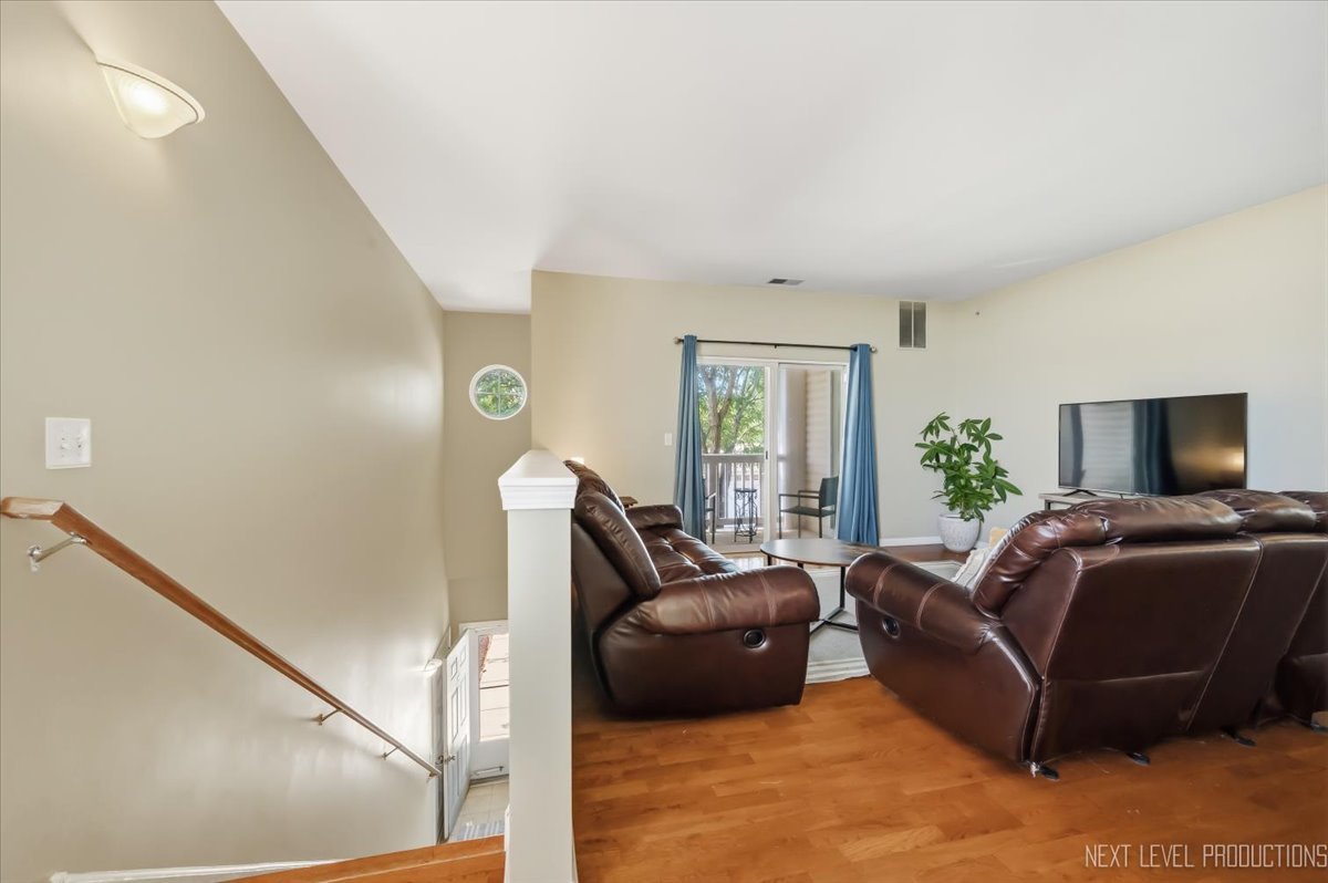 12722220 Property Photo 18