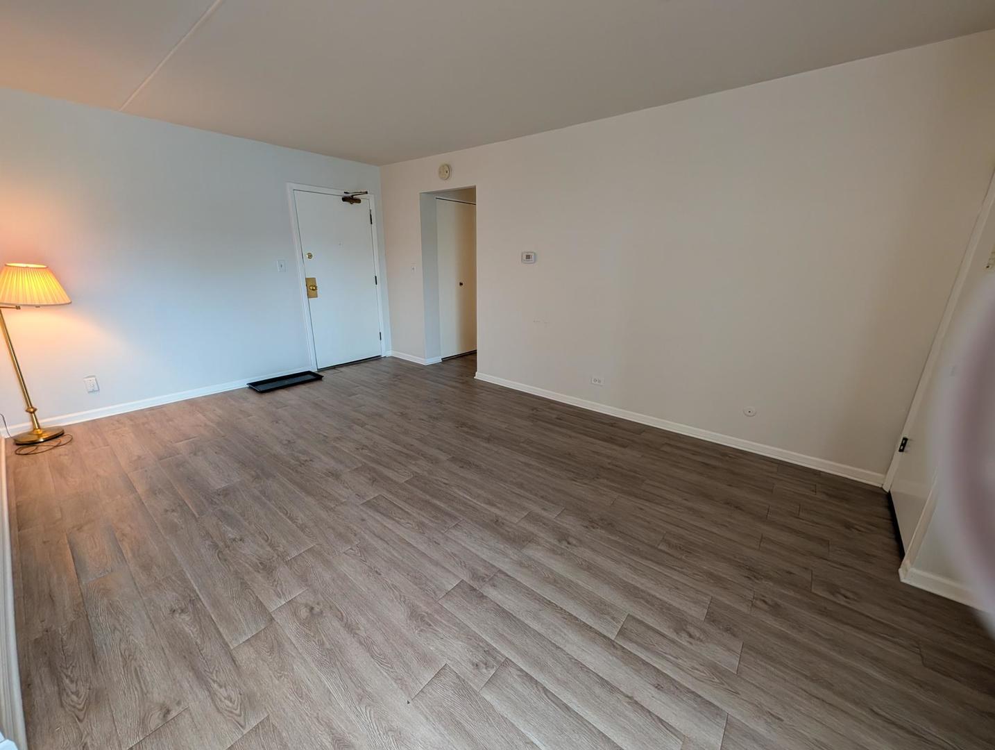 1460 Fairlane Drive 202 Property Photo 2