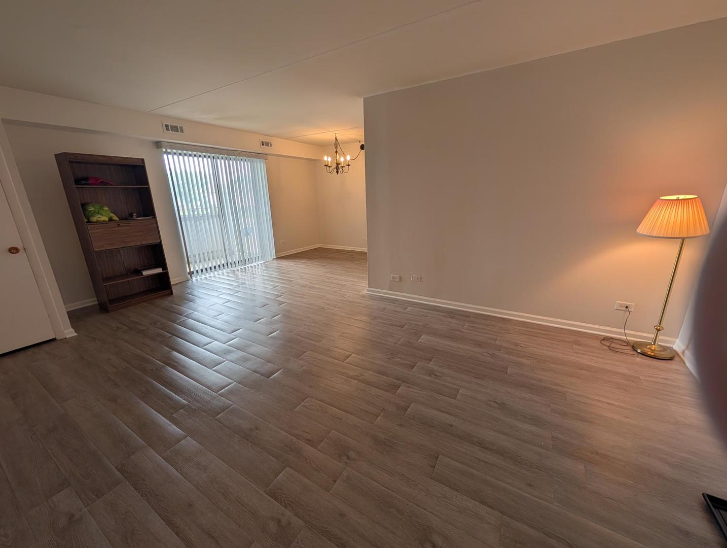 1460 Fairlane Drive 202 Property Photo 3