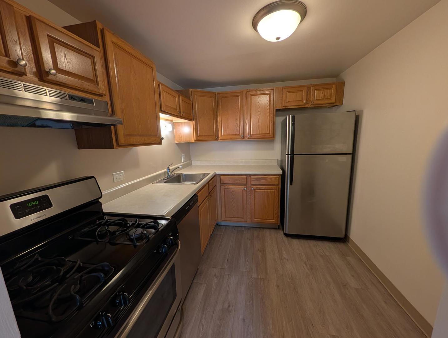 1460 Fairlane Drive 202 Property Photo 5