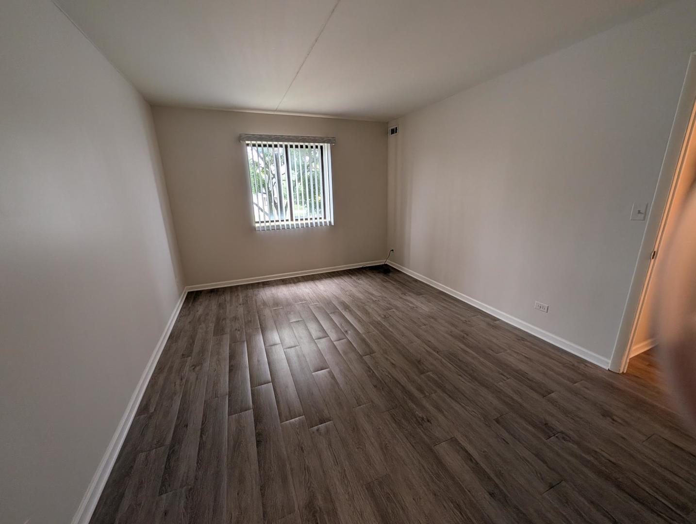 1460 Fairlane Drive 202 Property Photo 6