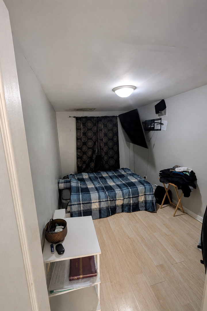 12207 S Elizabeth Street Property Photo 4