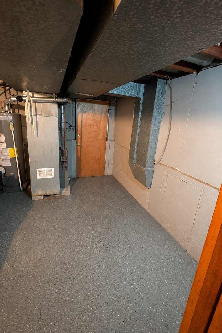 12207 S Elizabeth Street Property Photo 9