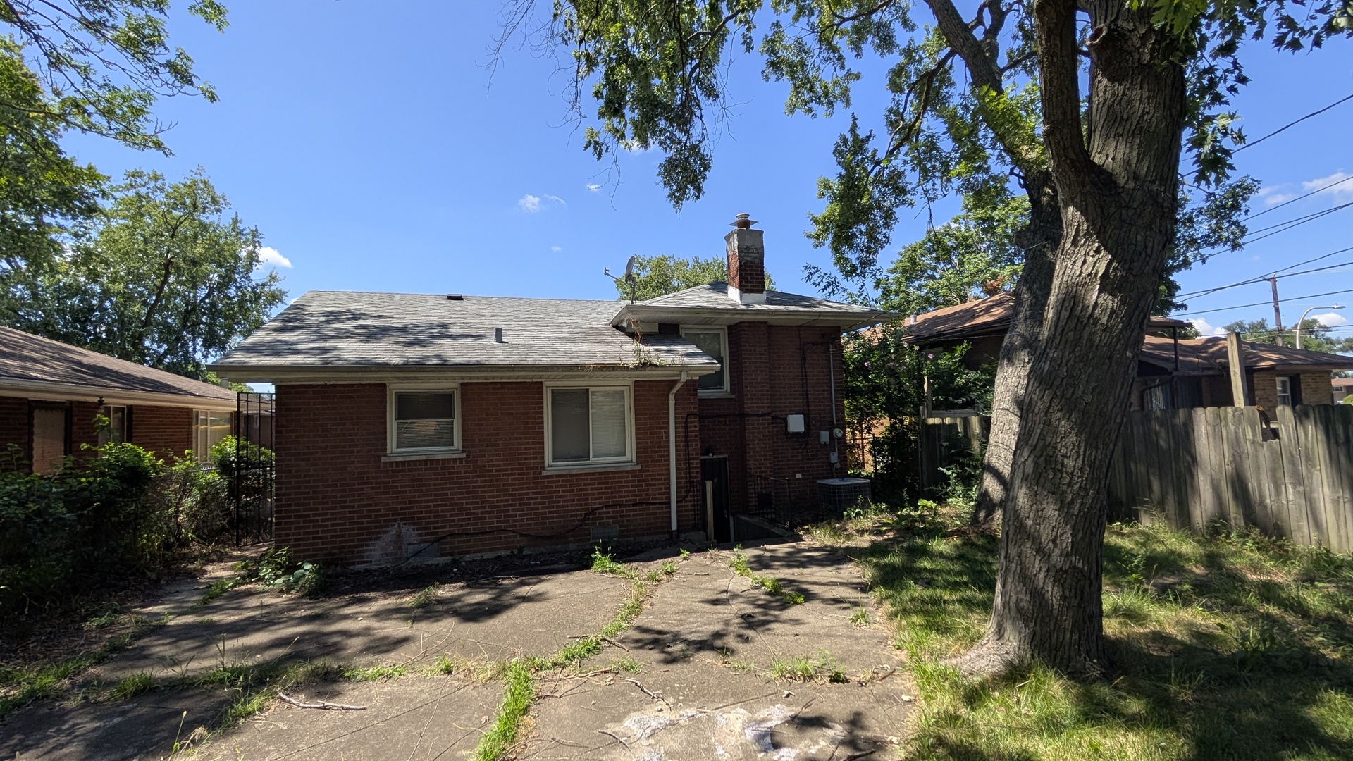 12207 S Elizabeth Street Property Photo 13