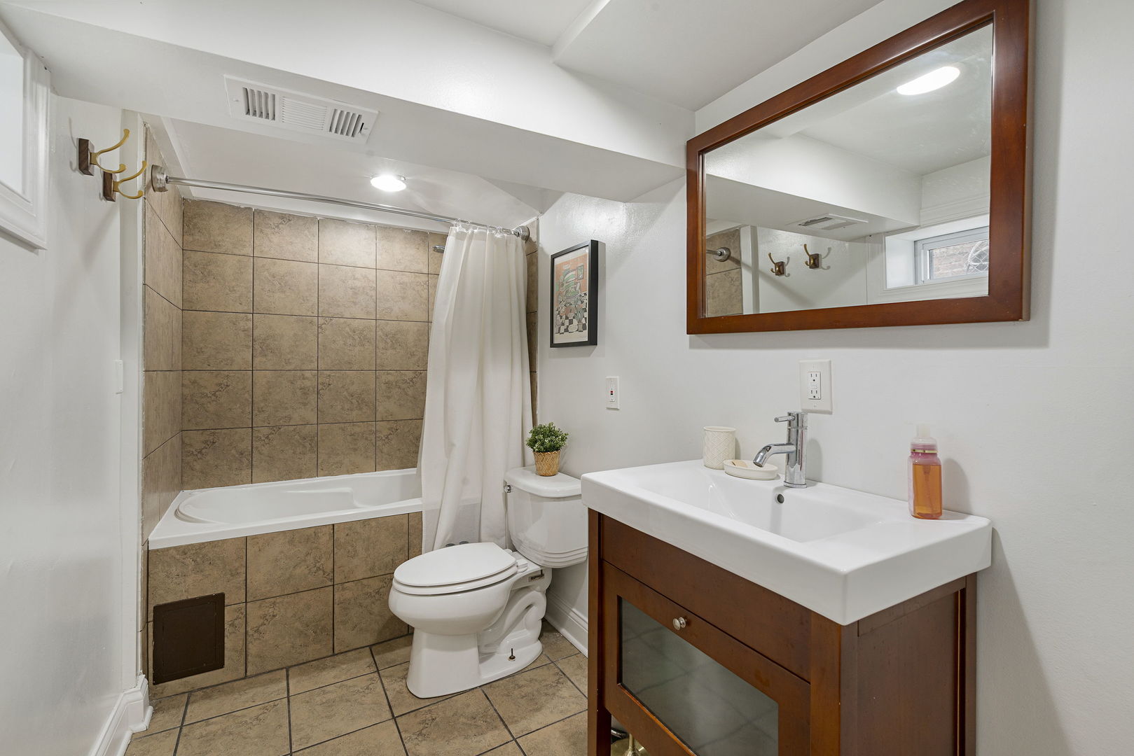 3532 S 57th Court Property Photo 14