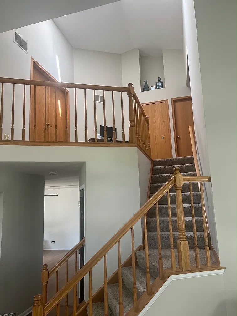 27w220 Chelsea Circle Property Photo 3