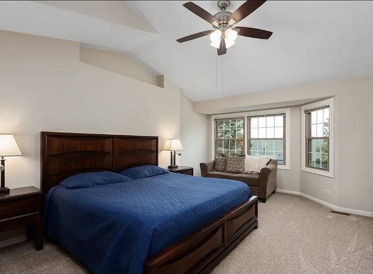 27w220 Chelsea Circle Property Photo 14