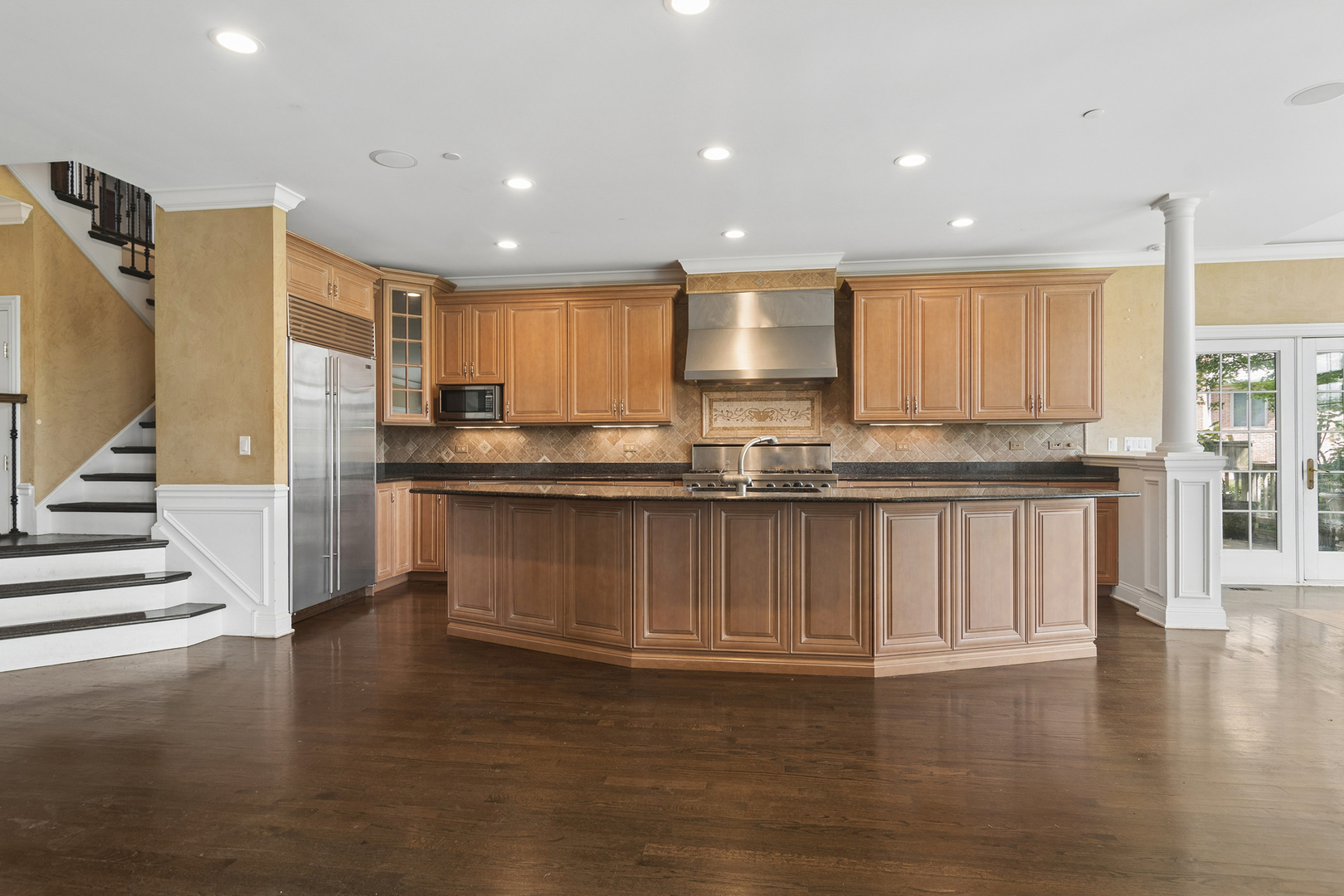 4563 Eleanor Drive Property Photo 13