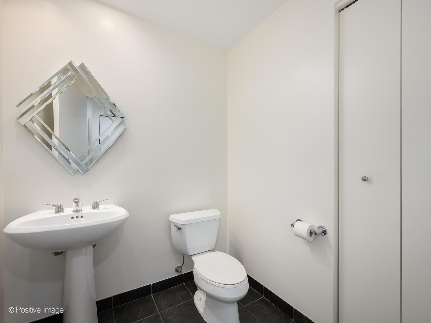 130 N Garland Court 2310 Property Photo 15