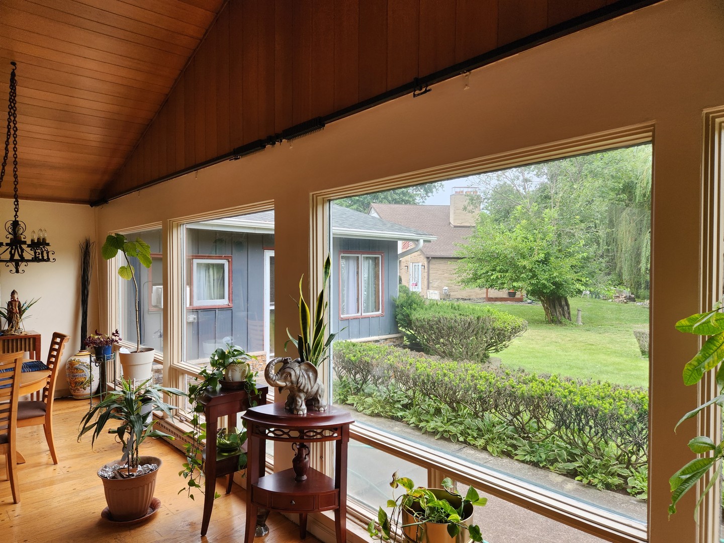 8548 40th Street Property Photo 17