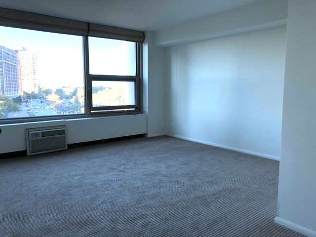 3600 N Lake Shore Drive 616 Property Photo 5