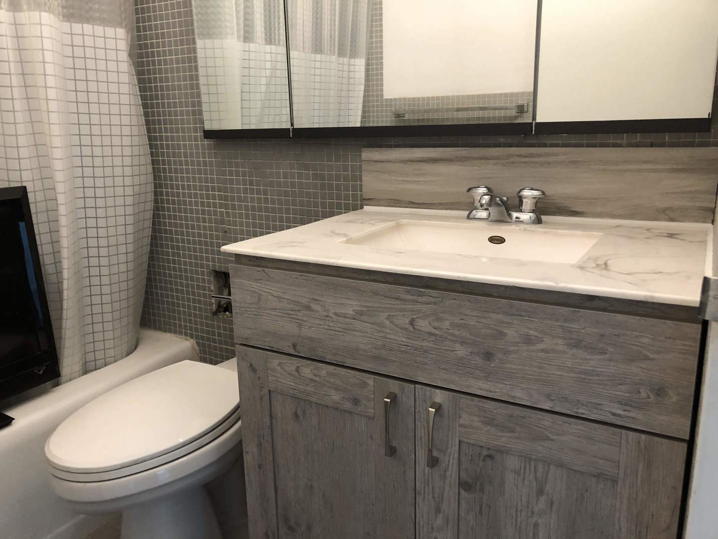 3600 N Lake Shore Drive 616 Property Photo 7