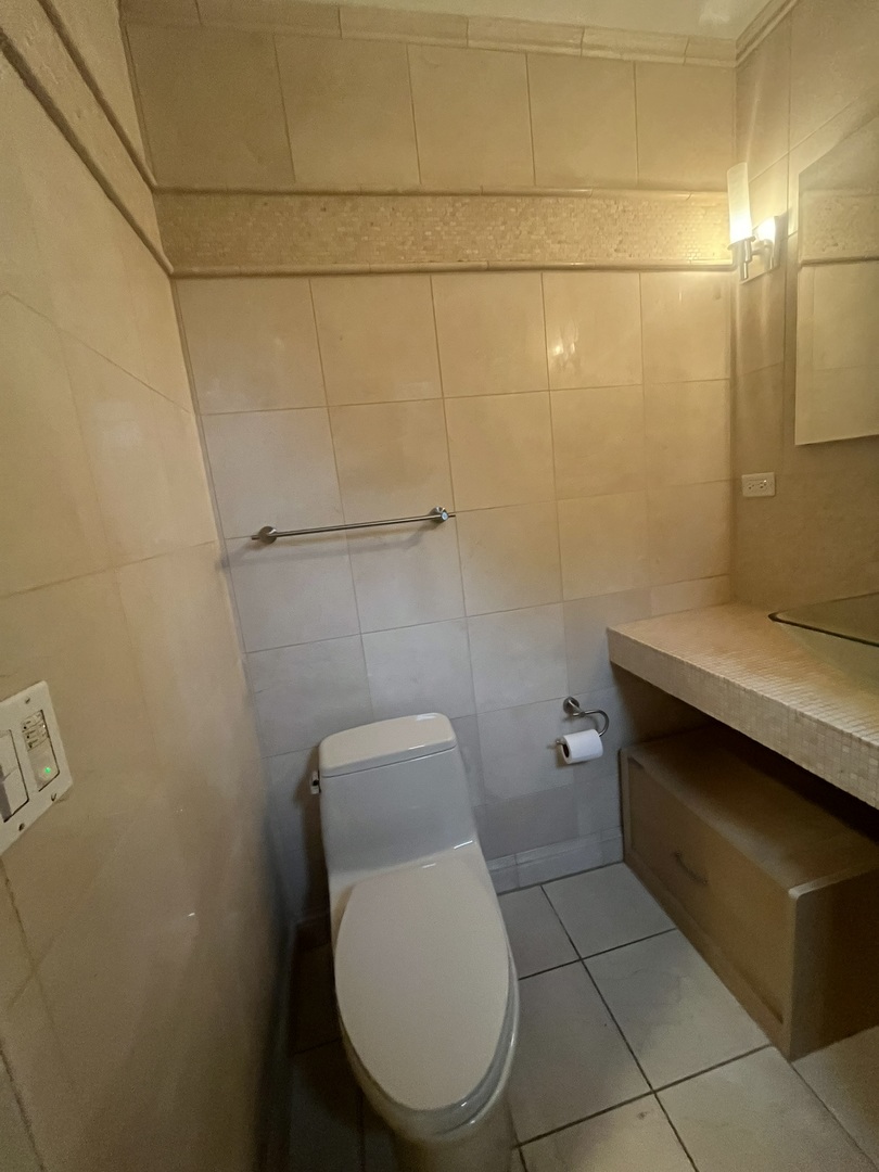 3s572 Haylett Avenue Property Photo 13