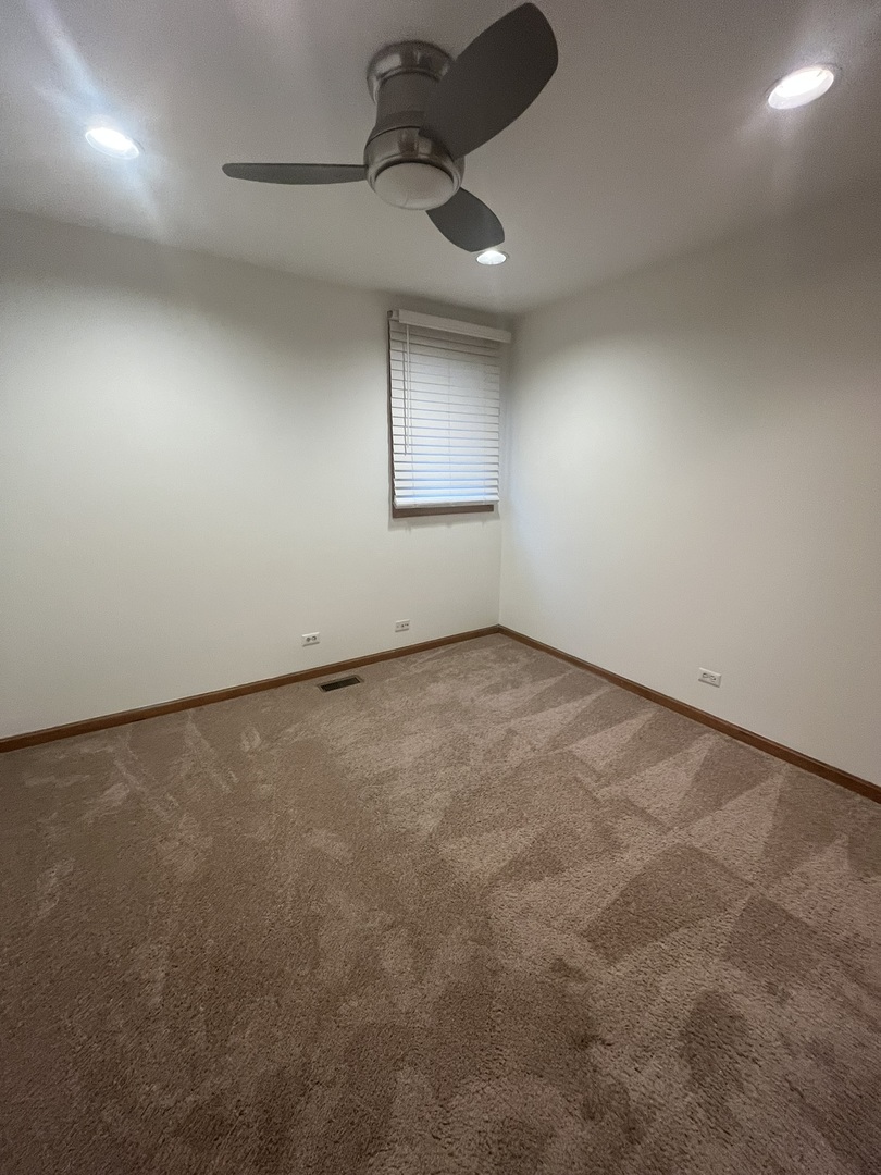 3s572 Haylett Avenue Property Photo 18