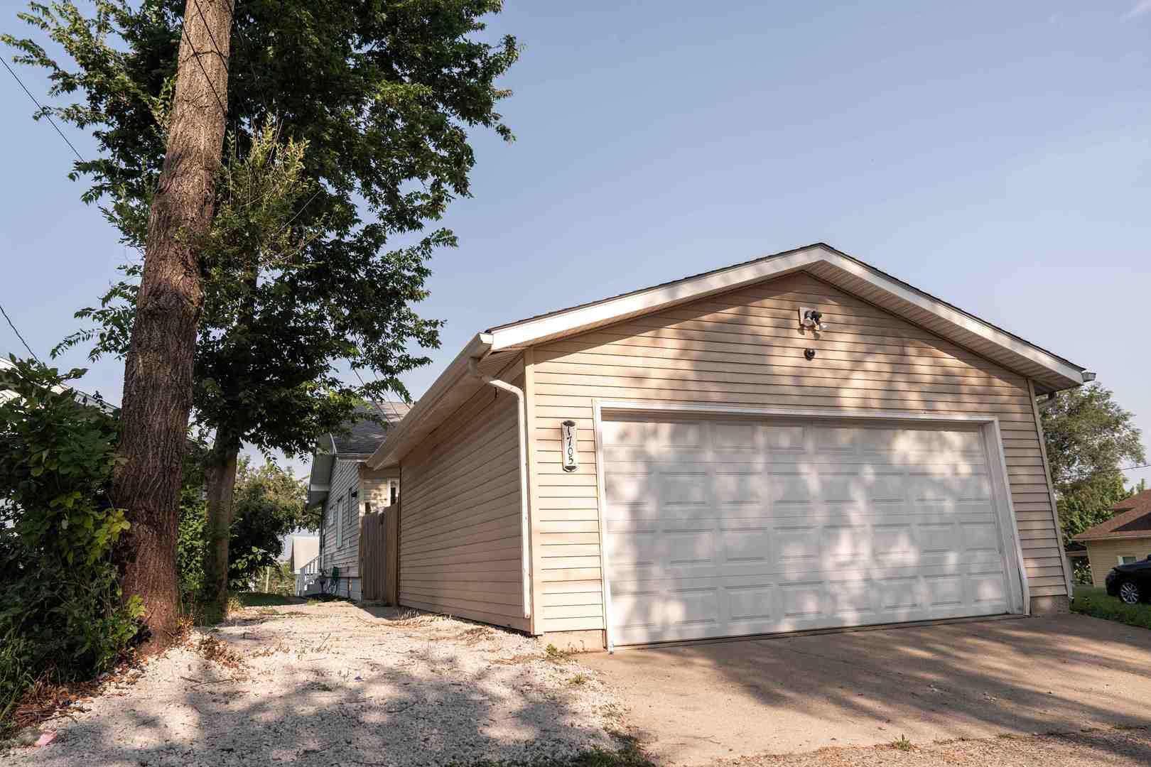 1705 5th Street Property Photo 17