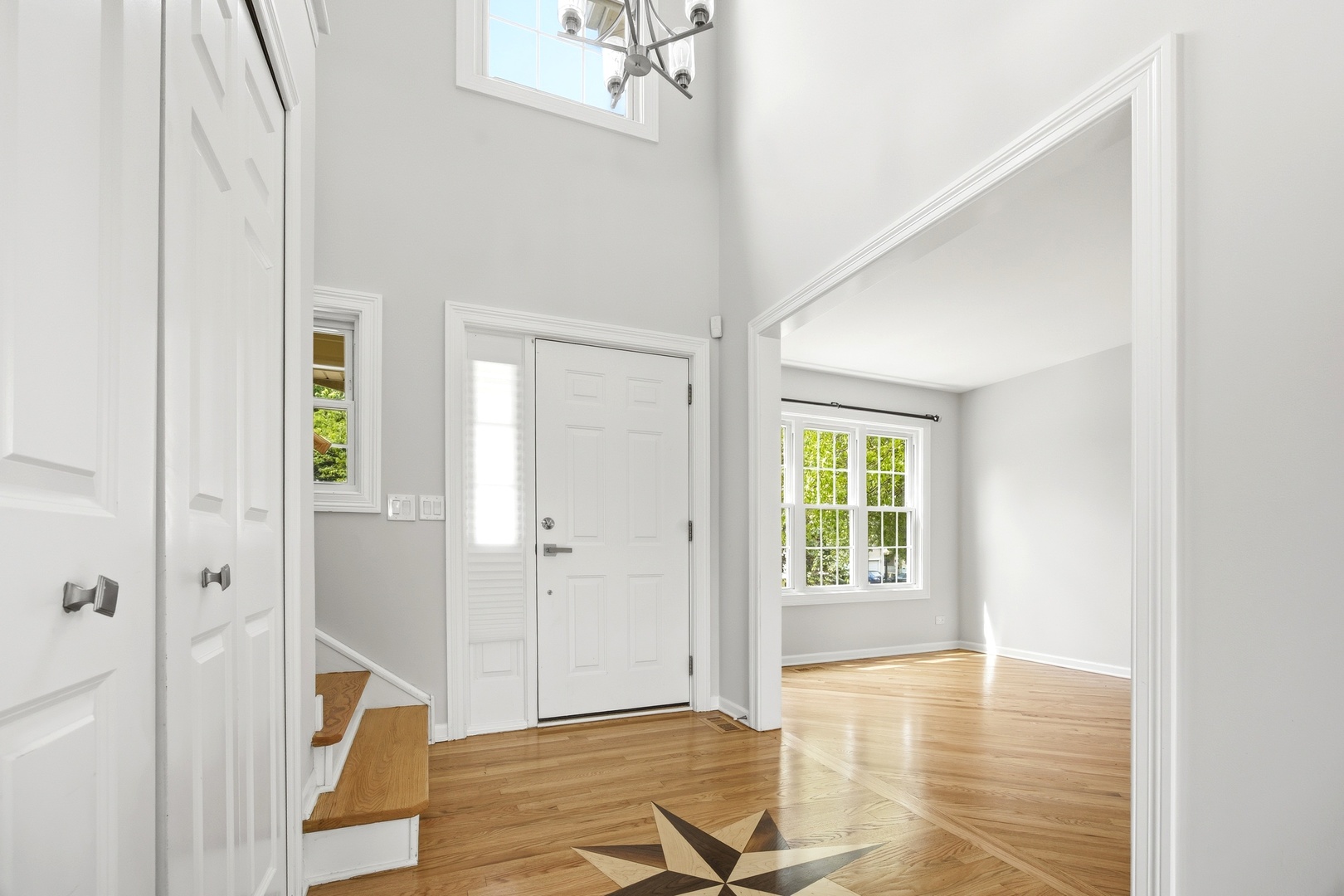 360 Winding Canyon Way Property Photo 4