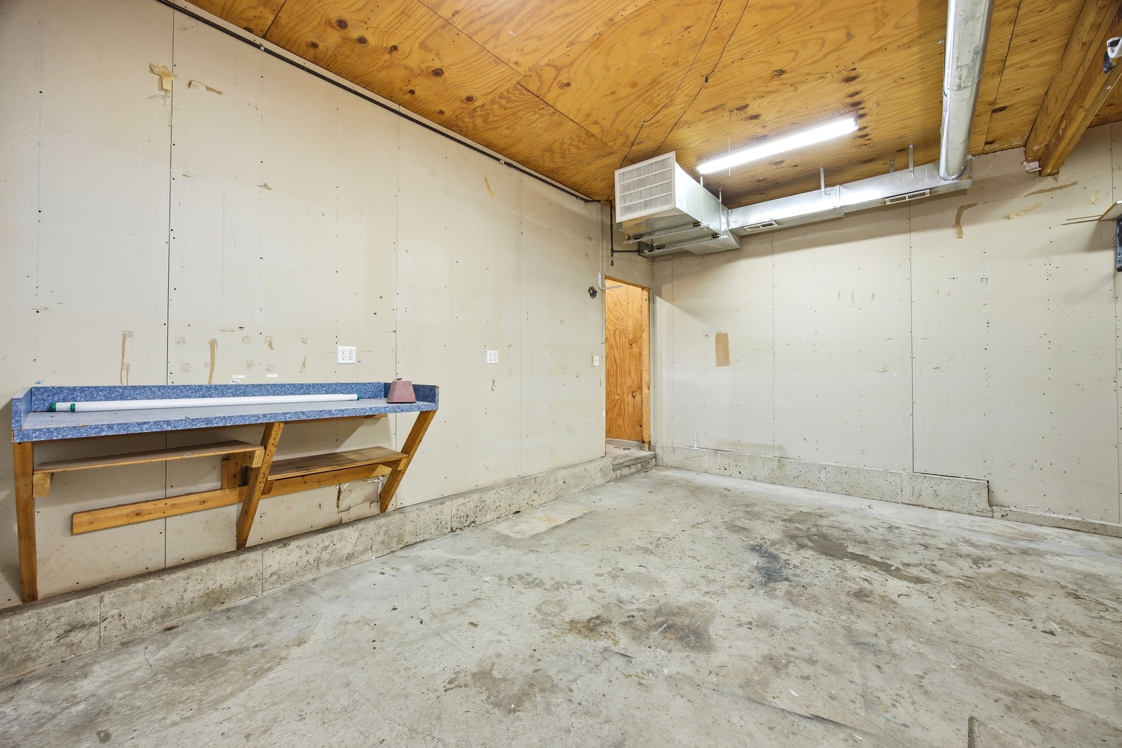 360 Winding Canyon Way Property Photo 28