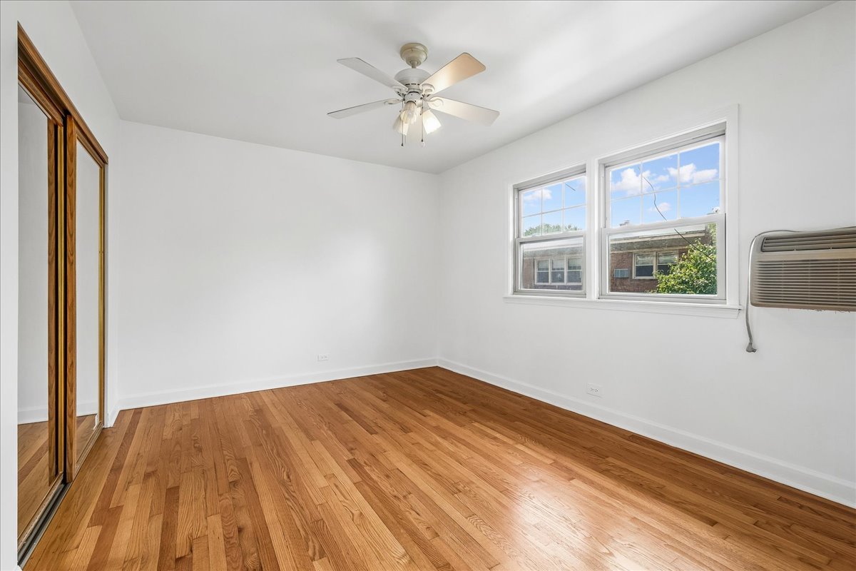 7536 N Ridge Boulevard 3e Property Photo 10