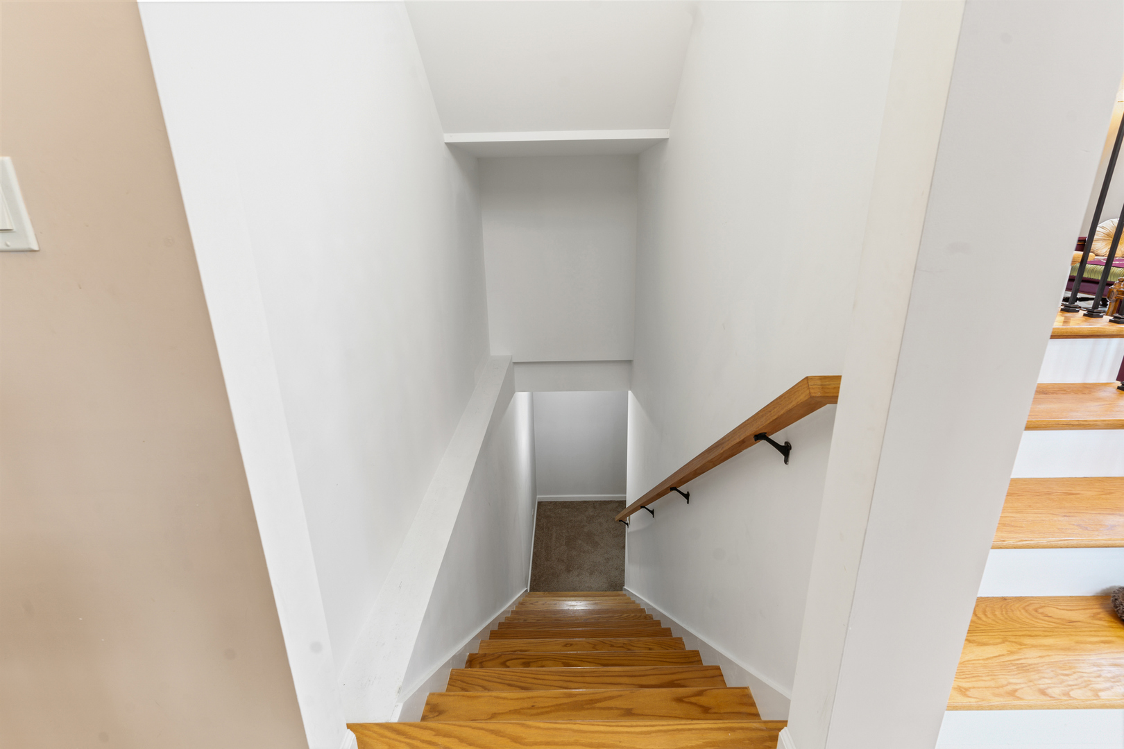 543 Madison Court Property Photo 16