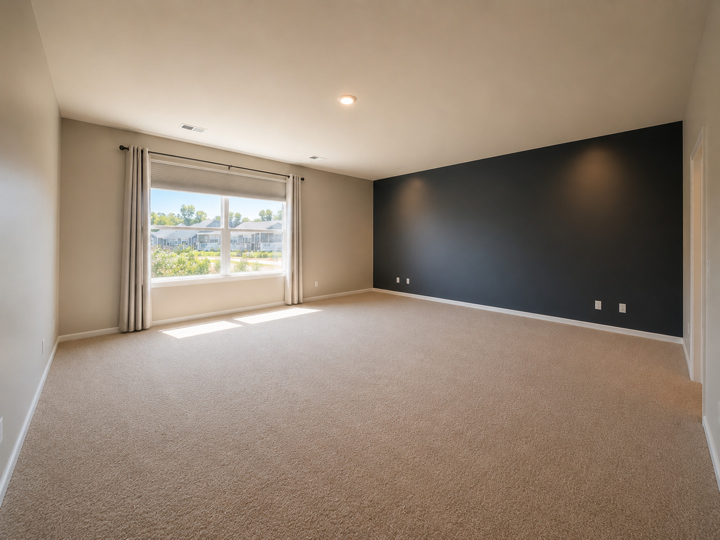 1200 Redtail Circle Property Photo 9