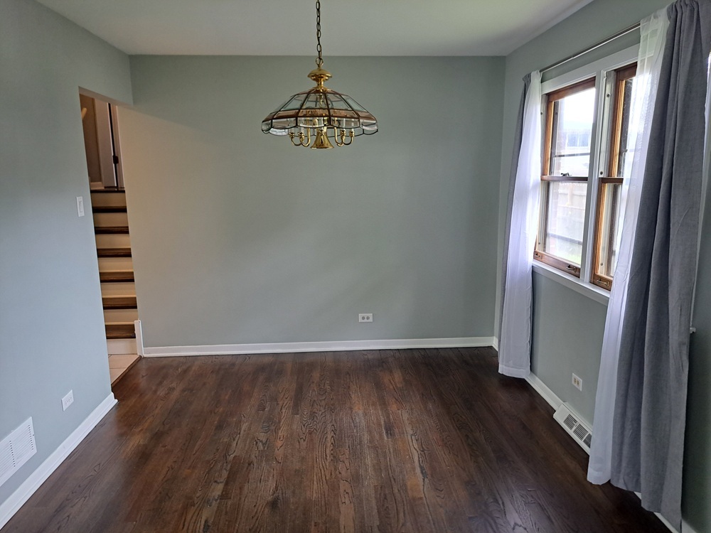 644 Bryn Mawr Avenue Property Photo 4