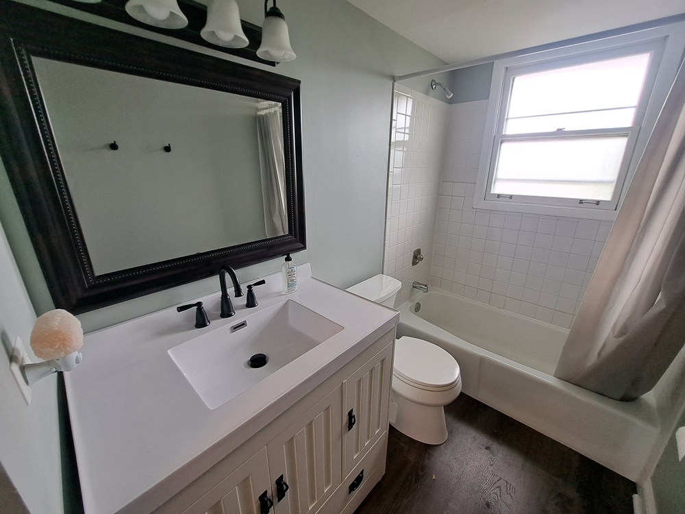 644 Bryn Mawr Avenue Property Photo 11