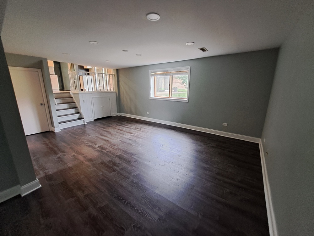 644 Bryn Mawr Avenue Property Photo 25