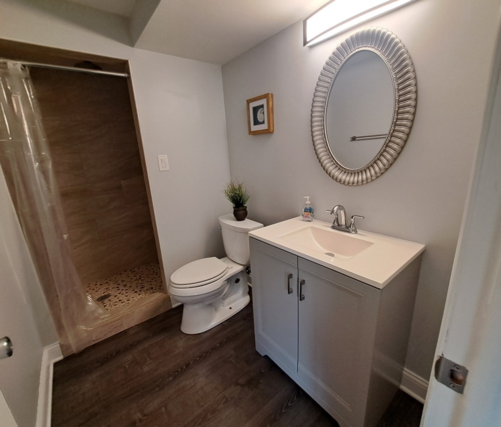 644 Bryn Mawr Avenue Property Photo 27
