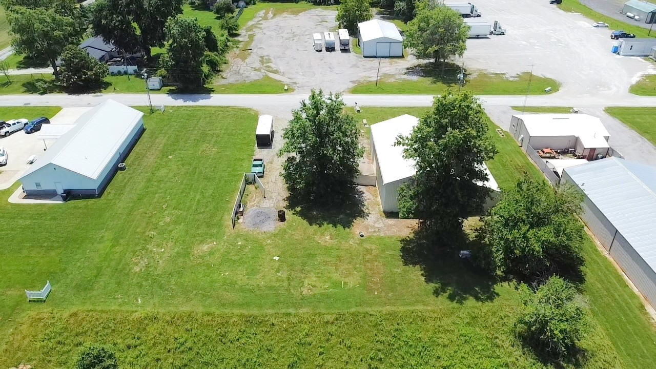9422 E Bellview Road Property Photo 3