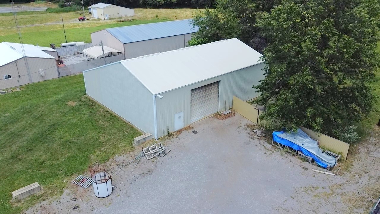 9422 E Bellview Road Property Photo 6