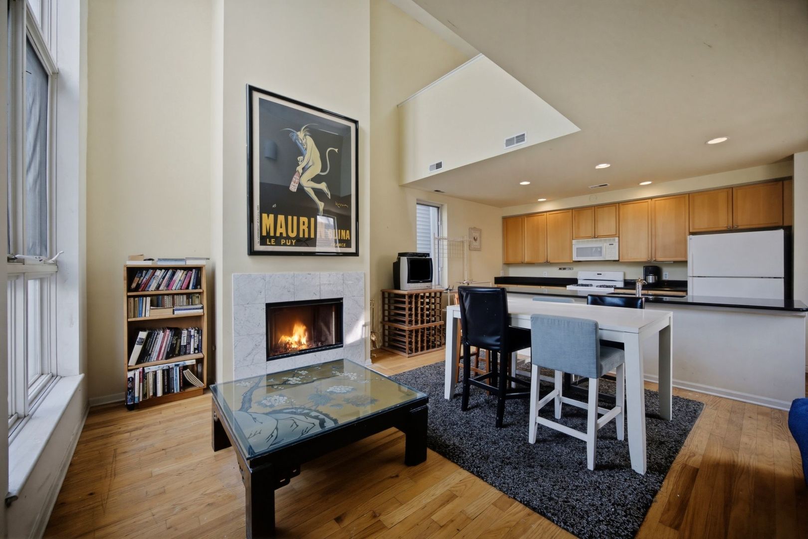 1412 W Diversey Parkway B Property Photo 14