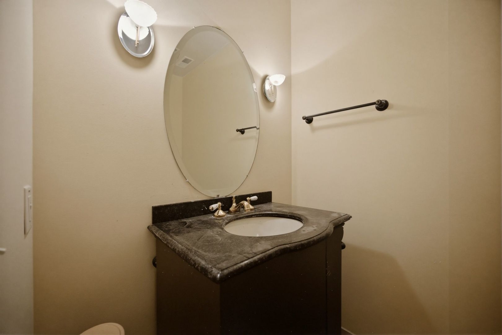1412 W Diversey Parkway B Property Photo 18