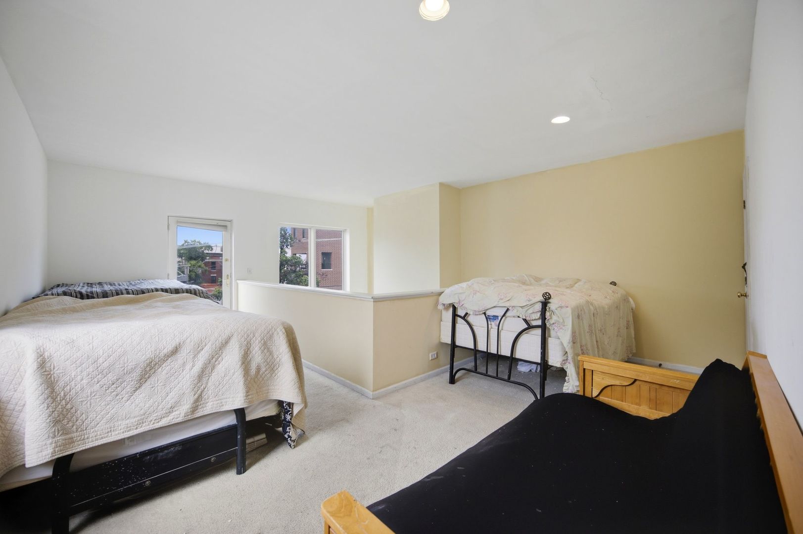 1412 W Diversey Parkway B Property Photo 19