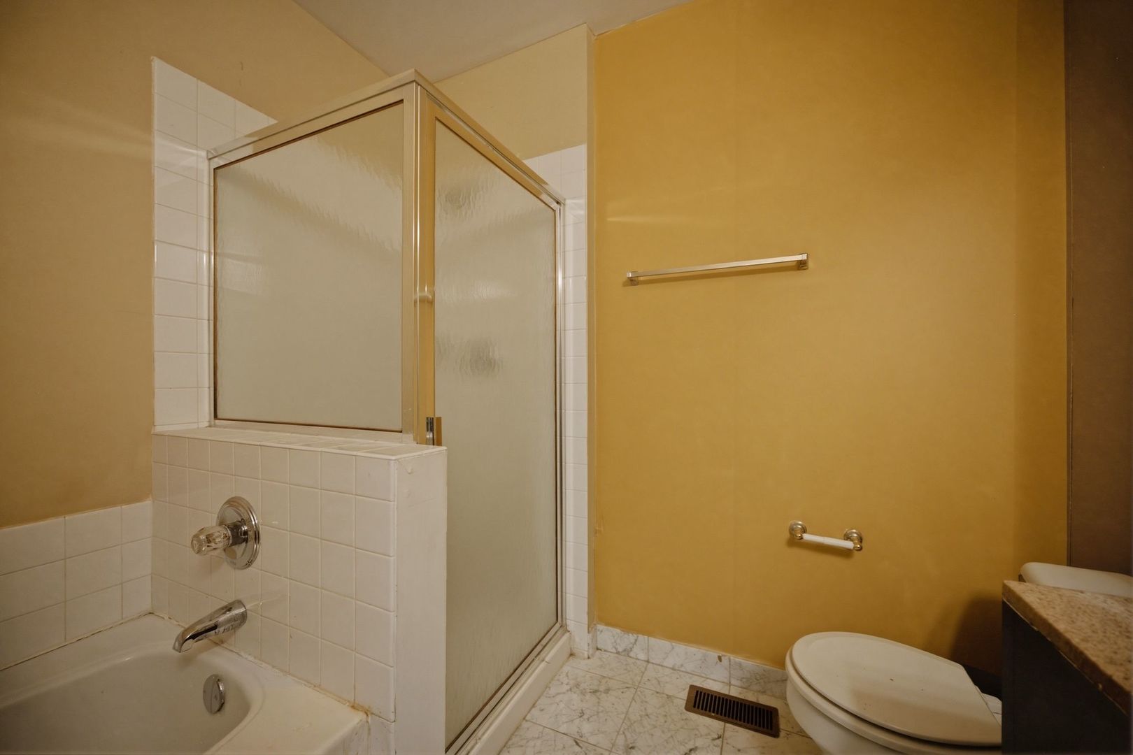 1412 W Diversey Parkway B Property Photo 23