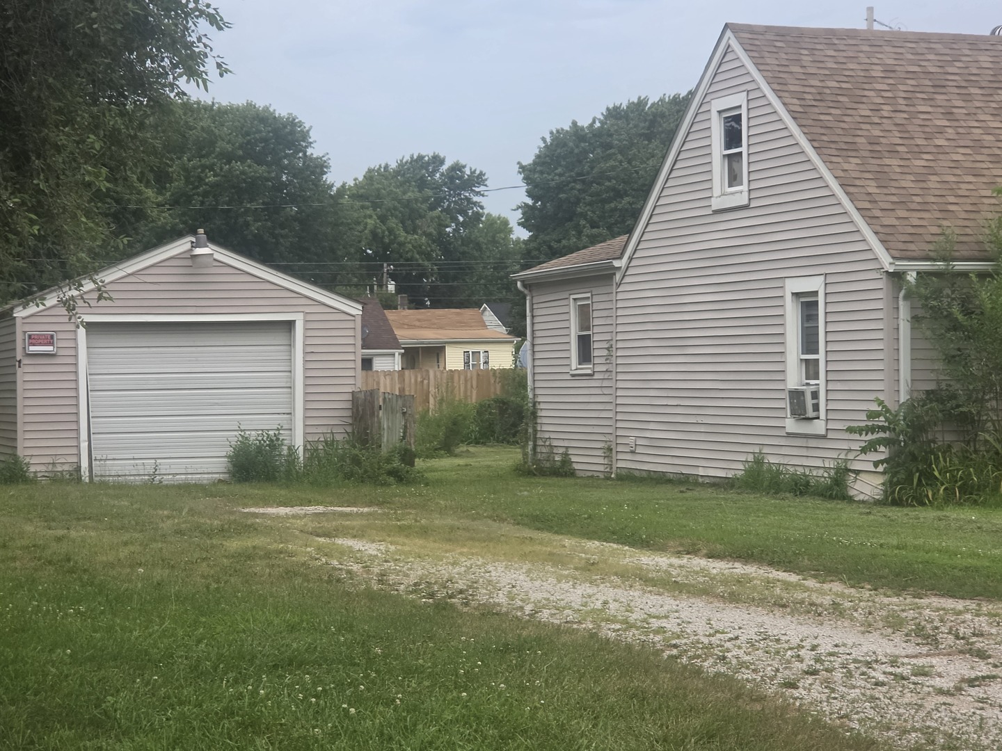 915 3rd Street Property Photo 3