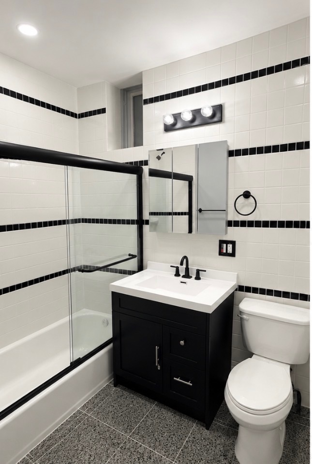 2800 N Pine Grove Avenue 5a Property Photo 6