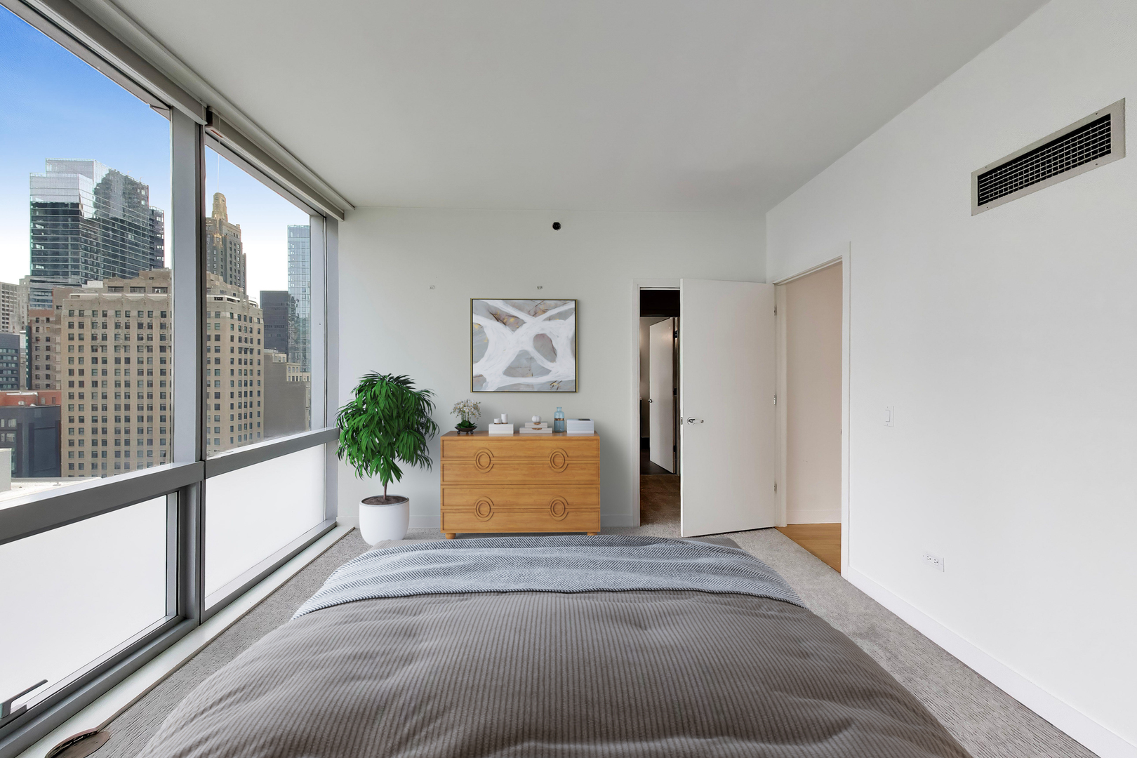 8 E Randolph Street 1505 Property Photo 13